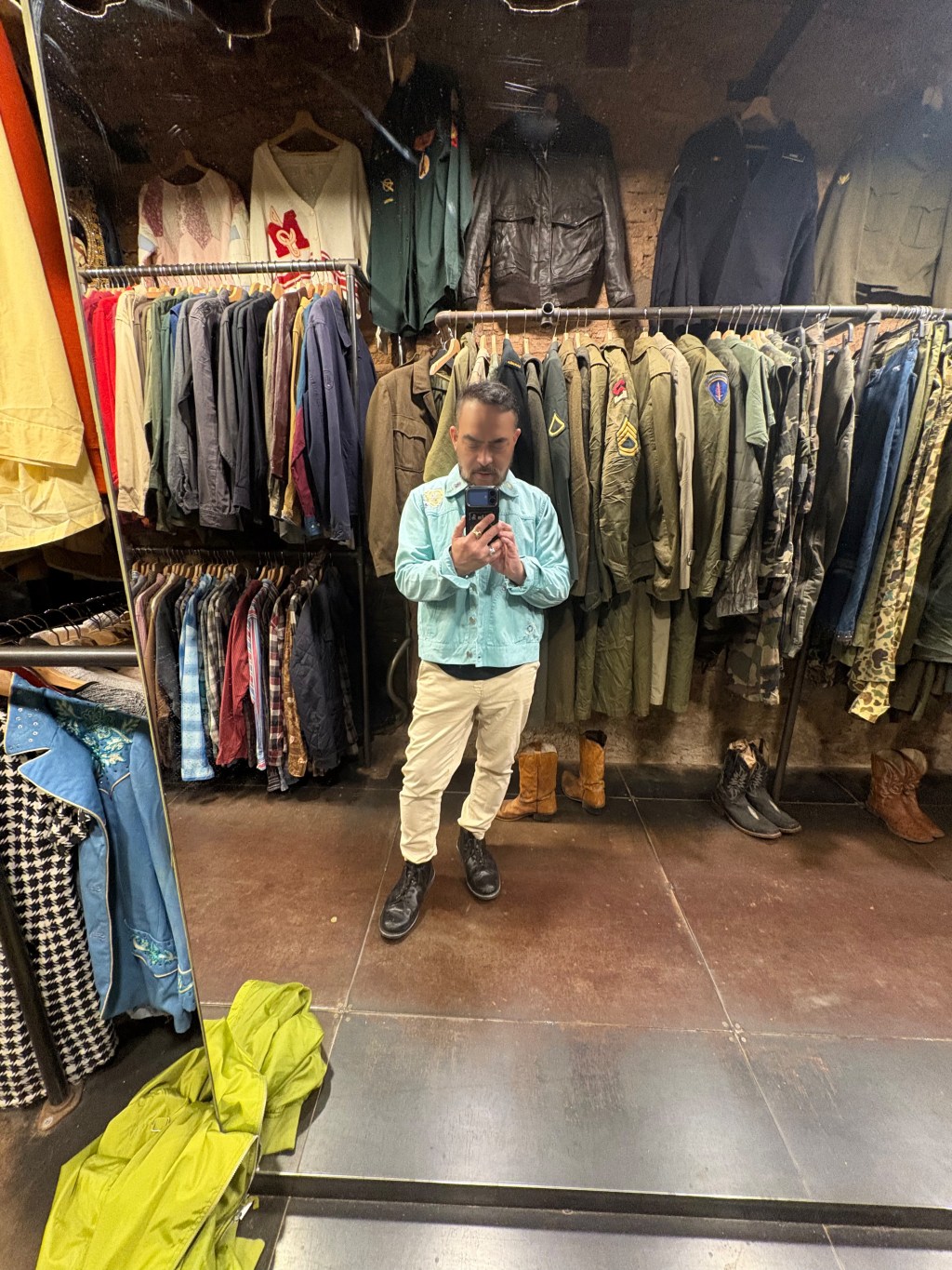 Thrifting Europe on Layovers: My Favorite Vintage Finds in Barcelona, Dublin and&nbsp;Edinburgh.